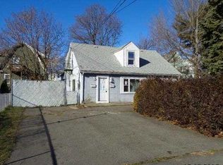 32 Barrett St, Revere, MA 02151