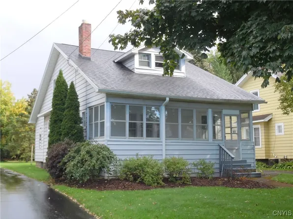 145 Homecroft Rd, Syracuse, NY 13206