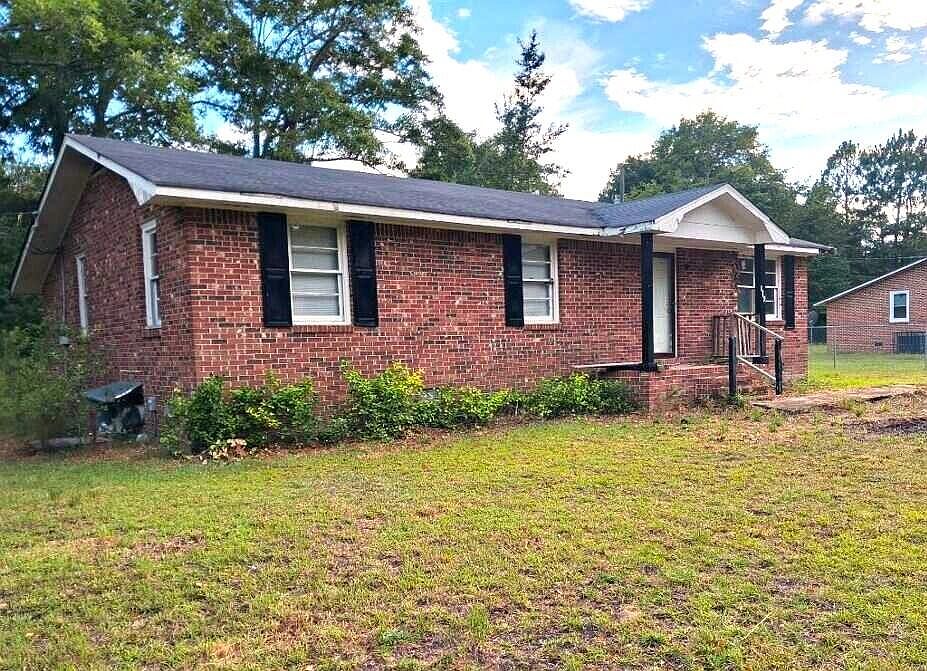 1st image of 115 Root Rd #115