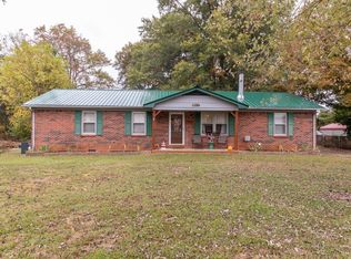 156 Eastside Ln, Rock Island, TN 38581