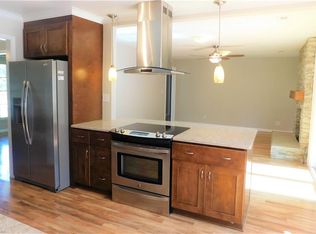 553 Woodstock Rd, Virginia Beach, VA 23464