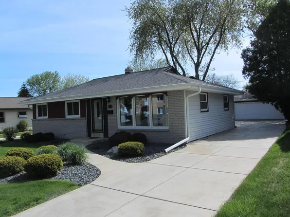 5864 South New York AVENUE, Cudahy, WI 53110