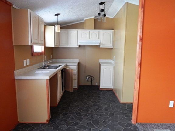3rd image of 160 Pine Dr S