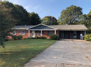 632 N Carolina Ave, Statesville, NC 28677