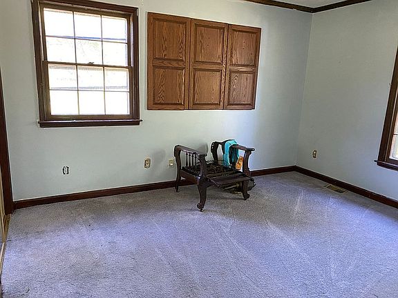 downstairs bedroom 1 