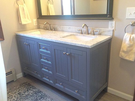 Master bathroom 