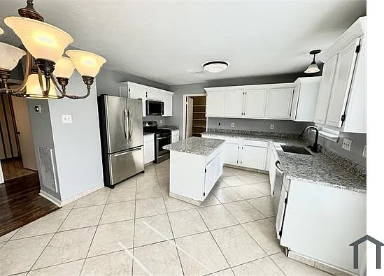7018 Echo Pines Dr — Photo 8