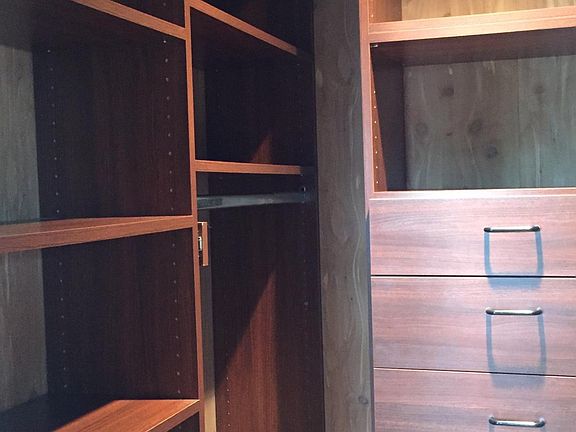 Walk in closet