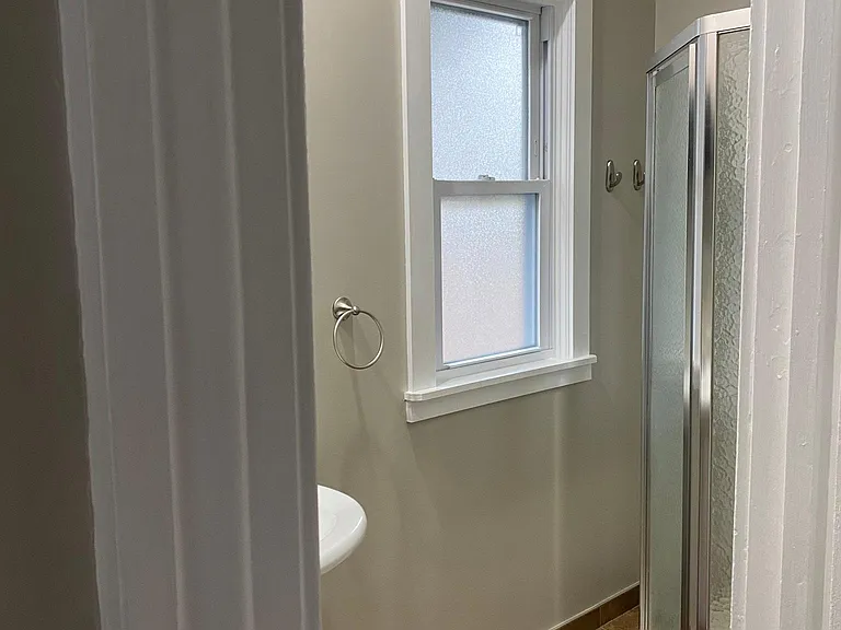 147 Vassar St — Photo 22