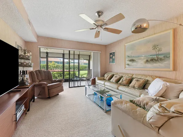 901 Pinecrest Circle #A, Jupiter, FL 33458