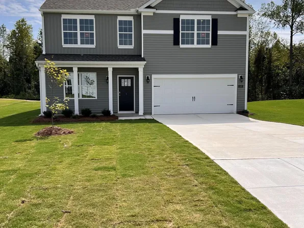 1062 Shoreline Drive, Vass, NC 28394