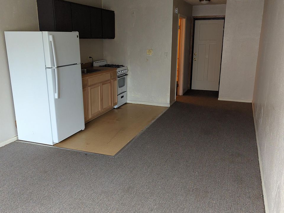 2nd image of 2826 W Atkinson Ave #204