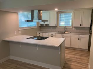 18208 E Lexington Rd, Independence, MO 64058