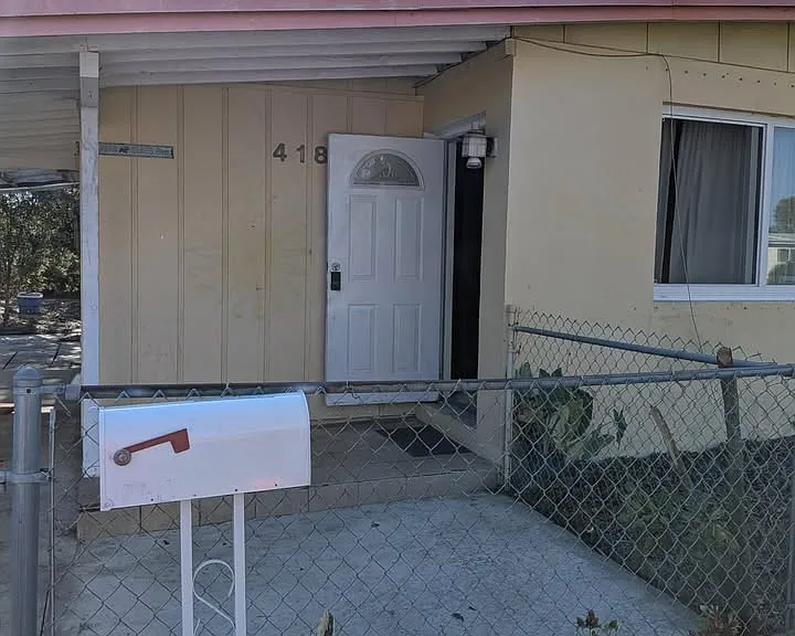 4180 NW 11th Ave — Photo 5