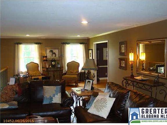 3rd image of 2629 Foothills Dr