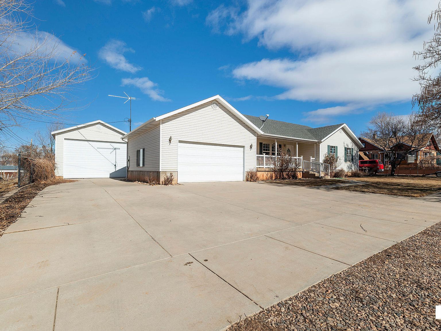240 W Center St, Parowan, UT 84761 Zillow