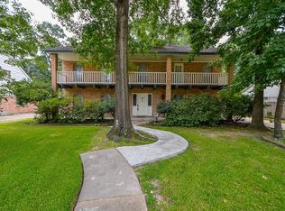 1111 Verret Ln, Houston, TX 77090