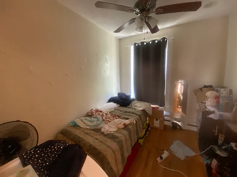 127 Cedar St #13 — Photo 10