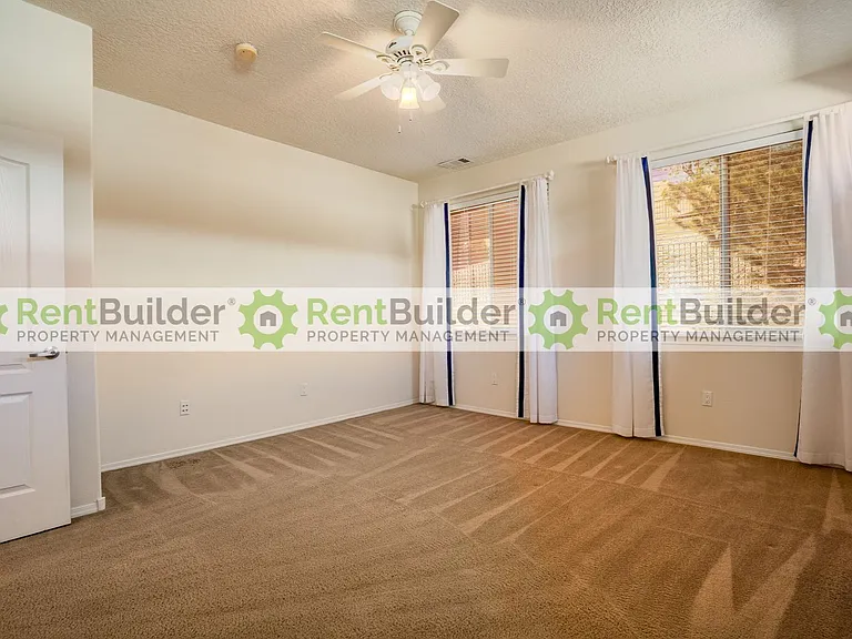 1027 Desert Willow Ct — Photo 19