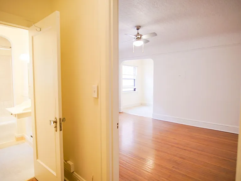 1944 NW Johnson St #204 — Photo 11