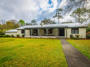 957 Lakeview Dr, Mount Pleasant, SC 29464