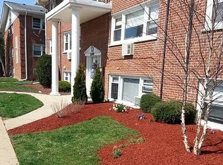 10114 Hartford Ct APT GB, Schiller Park, IL 60176