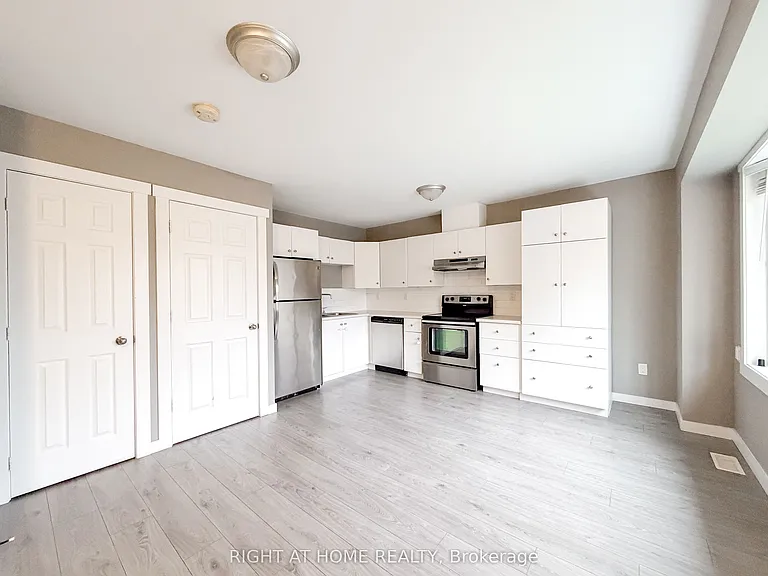 225 Kinmount Cres #UPPER — Photo 4