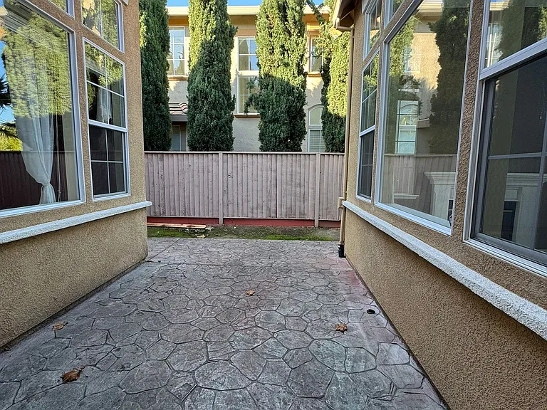 37815 Fernwood Ct — Photo 18