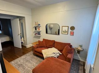 25-26 30th Ave #2F, Astoria, NY 11102