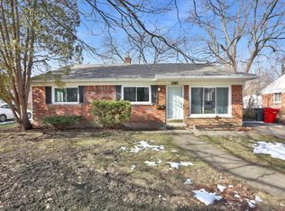 28111 Selkirk St, Southfield, MI 48076