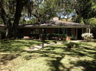 205 Youngwood Dr, Saint Simons Island, GA 31522