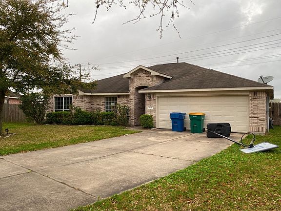 2nd image of 109 Golden Sunset Ct