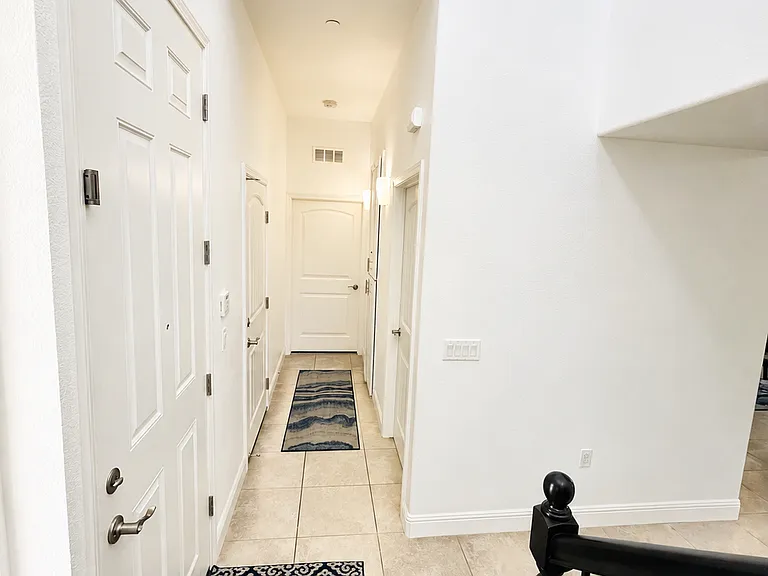 317 Wagon Wheel Dr — Photo 3