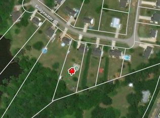 211 Bridgewater Dr, Mount Airy, GA 30563