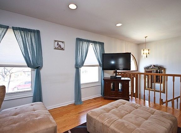 5th image of 185 Lockwood Ln