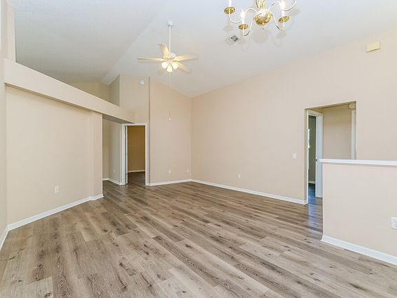 5th image of 28246 Tall Grass Dr