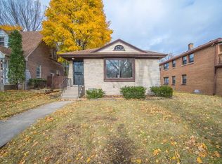 5908 W Roosevelt Dr, Milwaukee, WI 53216