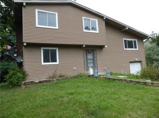 40 Cherrywood Dr, Goshen, NY 10924