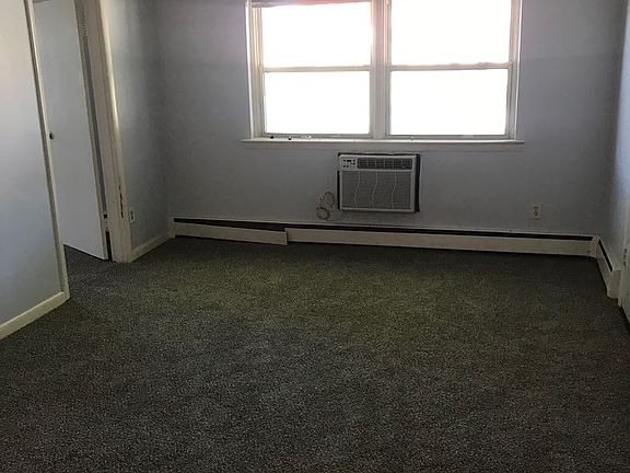 2nd image of 3010 Pamela Way APT 1