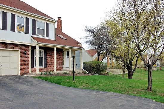 1st image of 2589 College Hill Cir