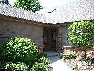 2nd image of 5080 S Main St #5080