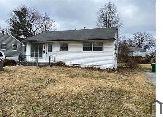 1st image of 405 Shepley Dr