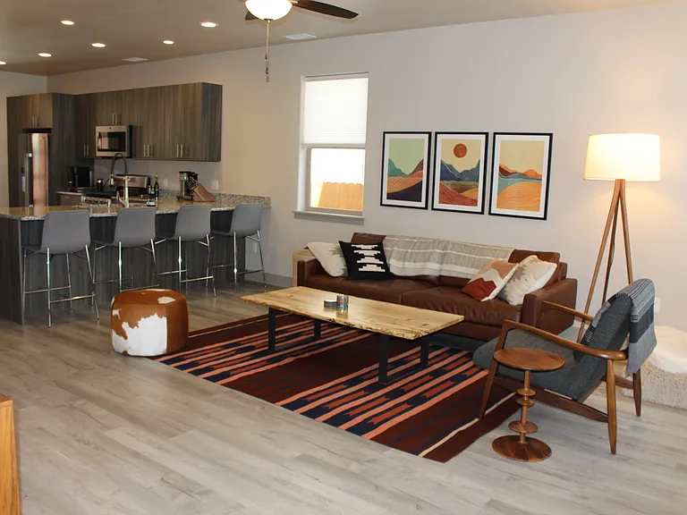 1017 Fooses St — Photo 3