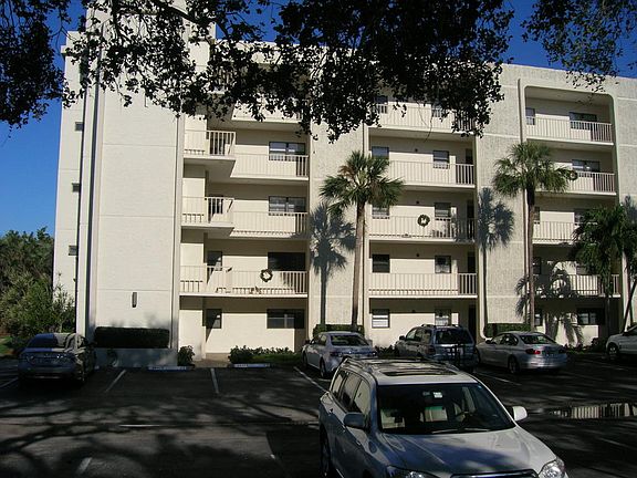 3rd image of 300 Intracoastal Pl APT 102