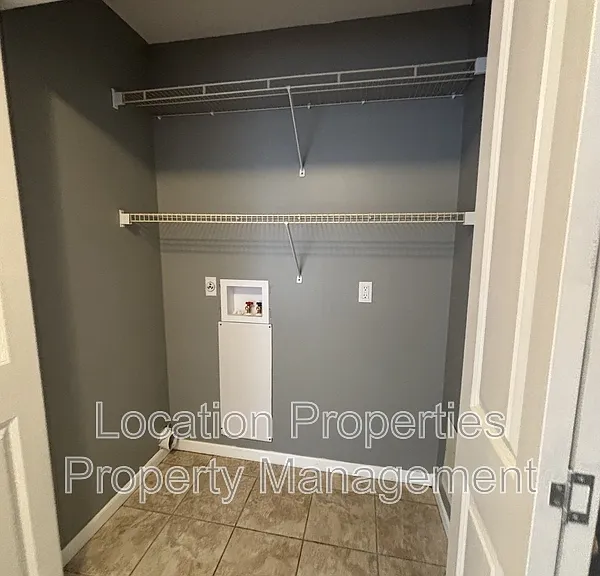 1406 E 21st Ter #1 — Photo 16