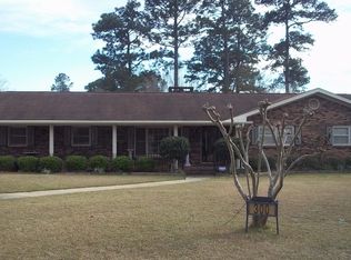 300 Montclair Dr, Dothan, AL 36301