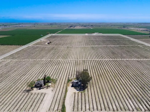 10588 S Orange Ave, Fresno, CA 93725