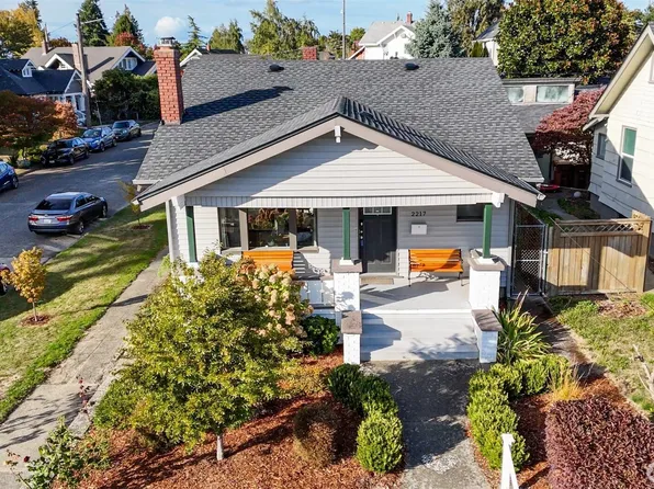2217 N 8th Street, Tacoma, WA 98403