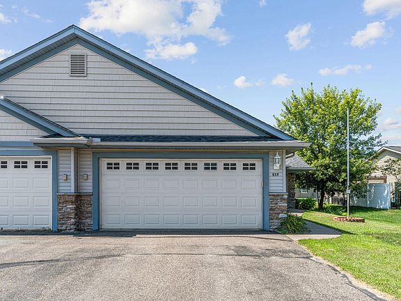 2nd image of 535 Meadows Dr