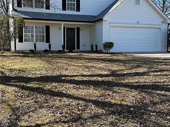 3rd image of 1149 Grandview Cir